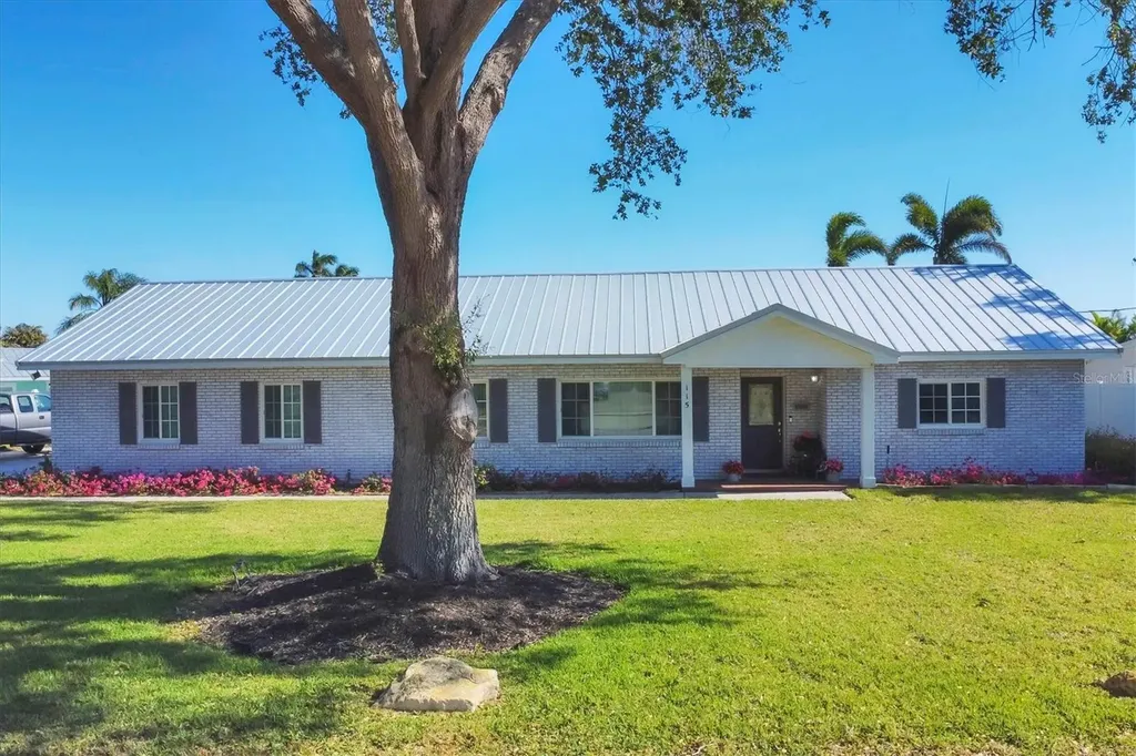 115 65th Street Court NW Bradenton FL 34209