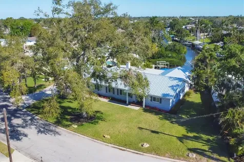 115 65TH Street Court NW Bradenton FL 34209