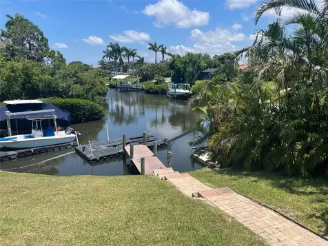 115 65th Street Court NW Bradenton FL 34209