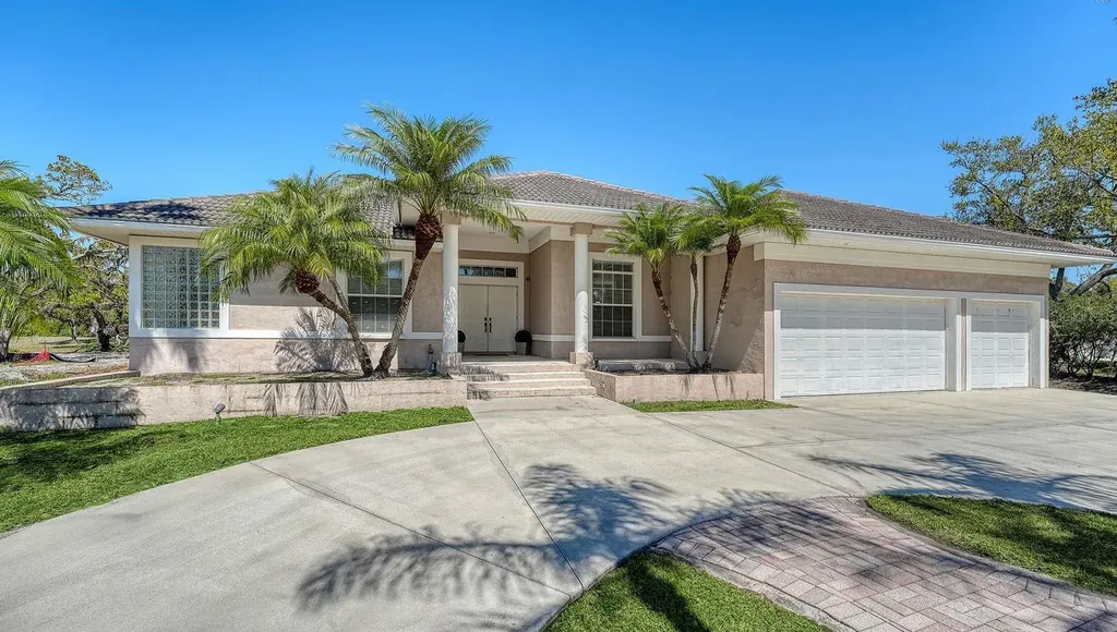 1030 Bahia Vista Court Sarasota FL 34232