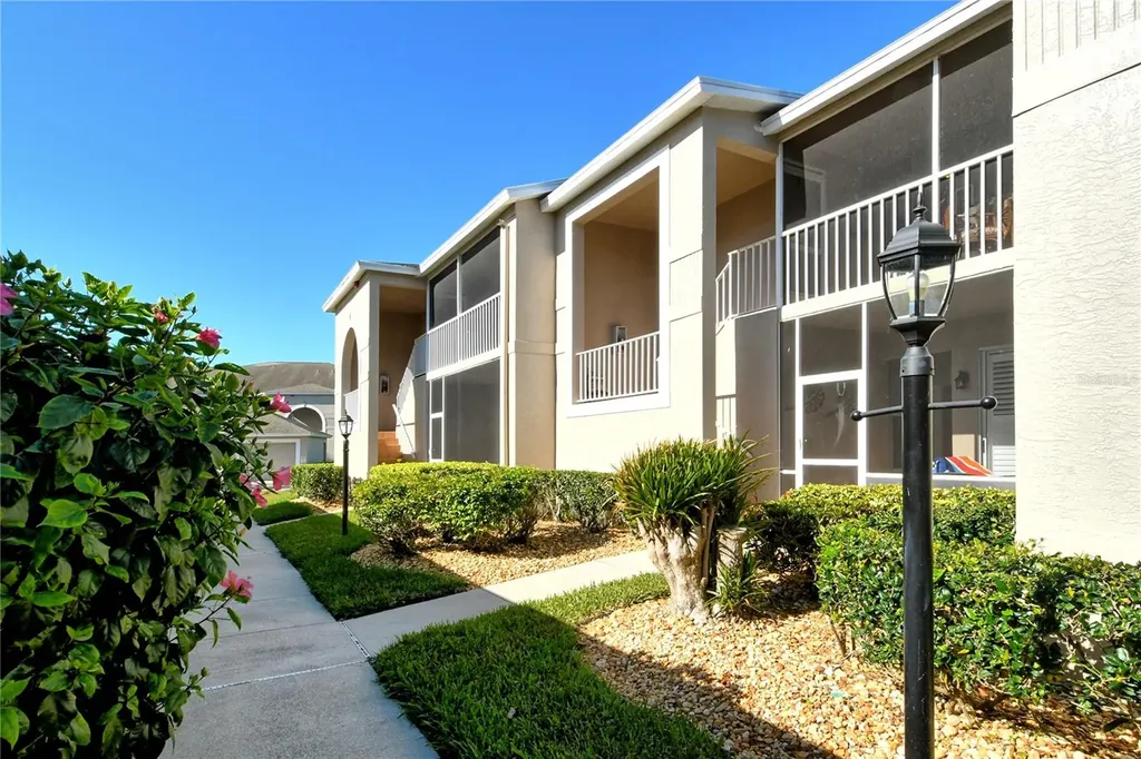 9570 High Gate Drive Sarasota FL 34238