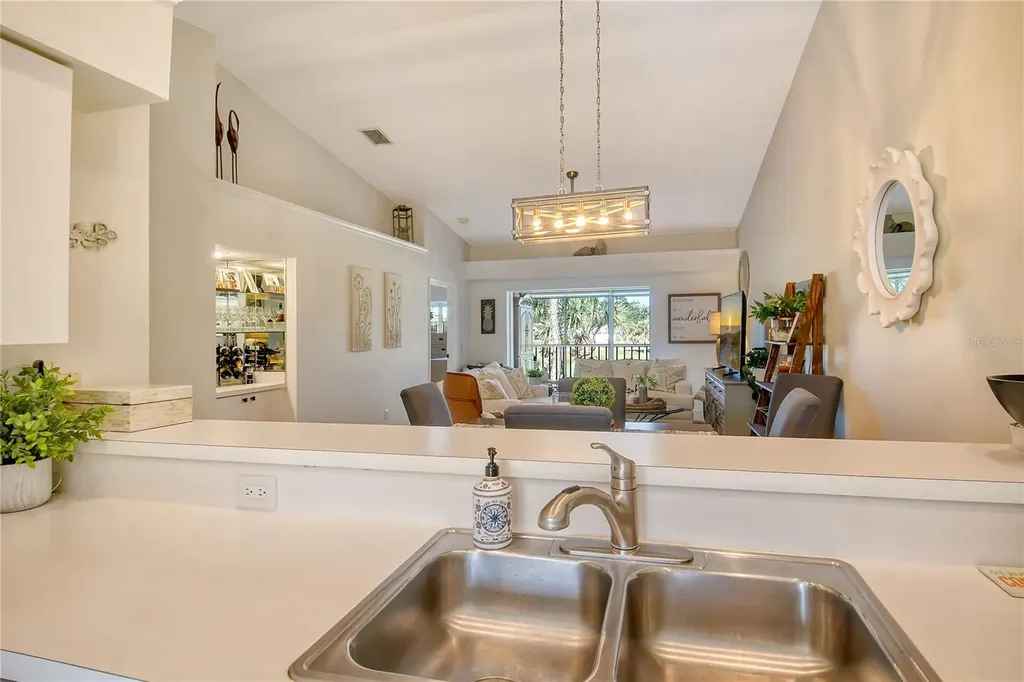 9570 High Gate Drive Sarasota FL 34238