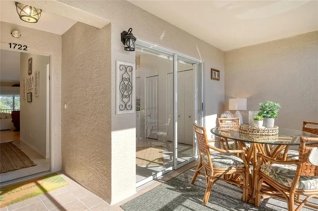 9570 High Gate Drive Sarasota FL 34238