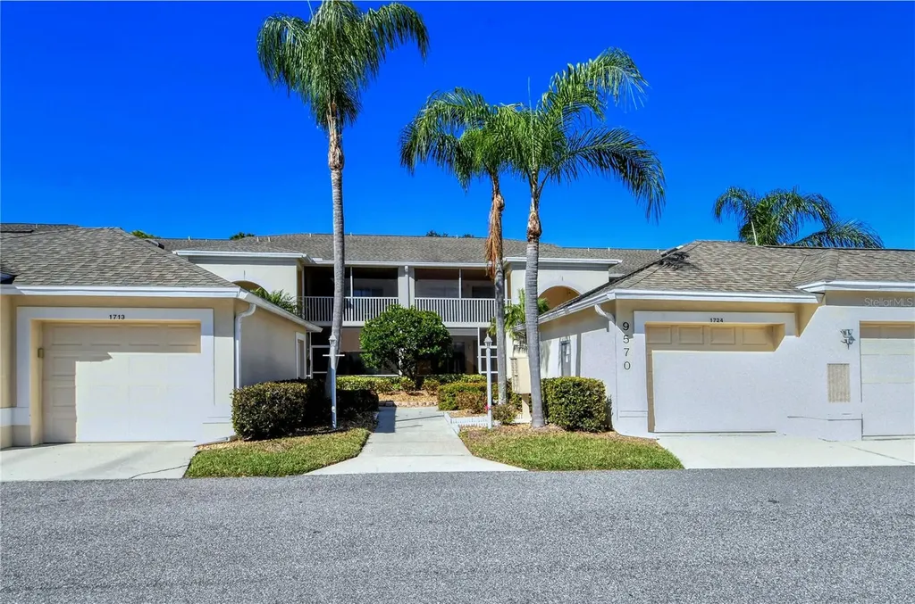 9570 High Gate Drive Sarasota FL 34238