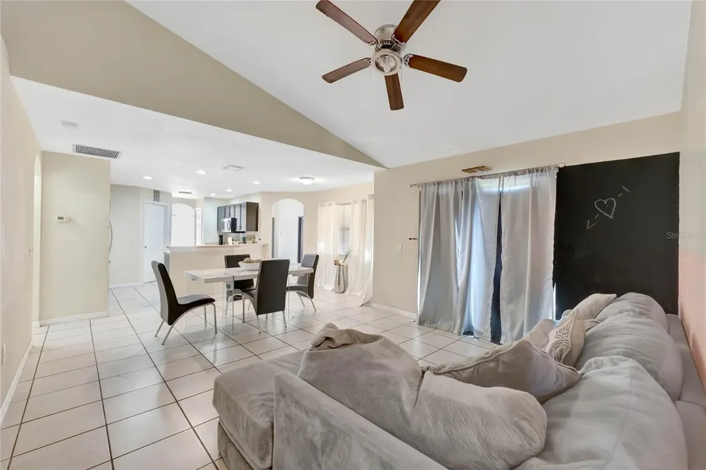 68 Herring Court Kissimmee FL 34759