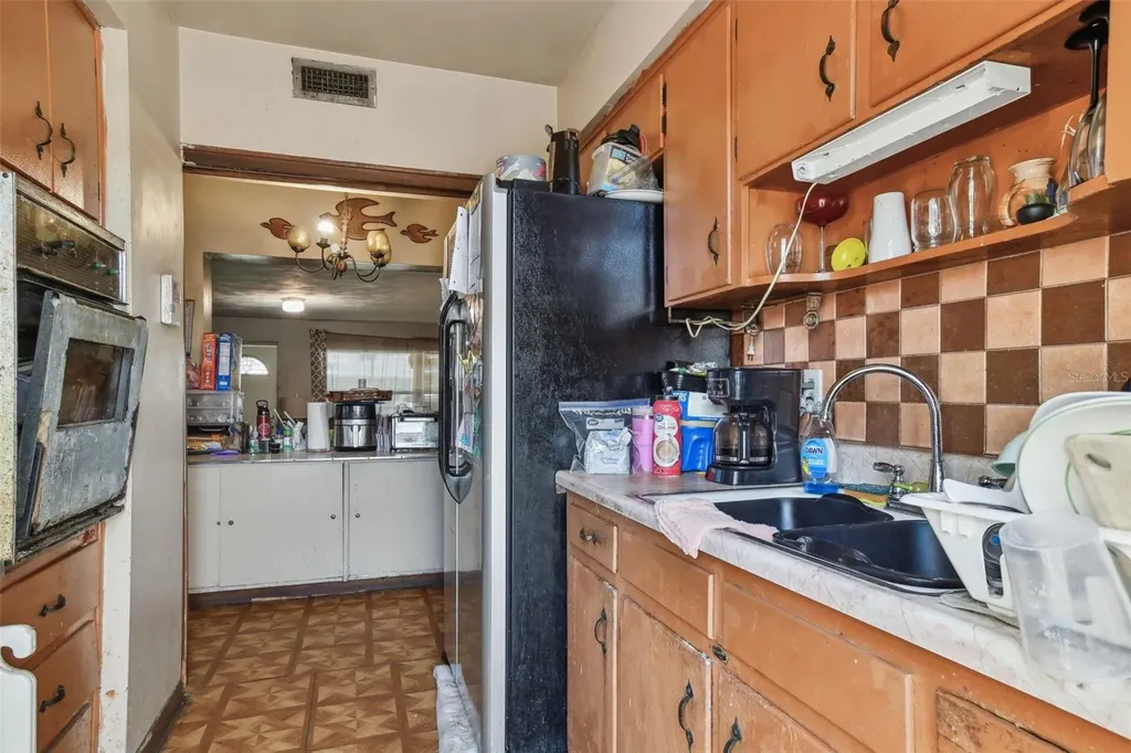 4002 W Gray Street Tampa FL 33609