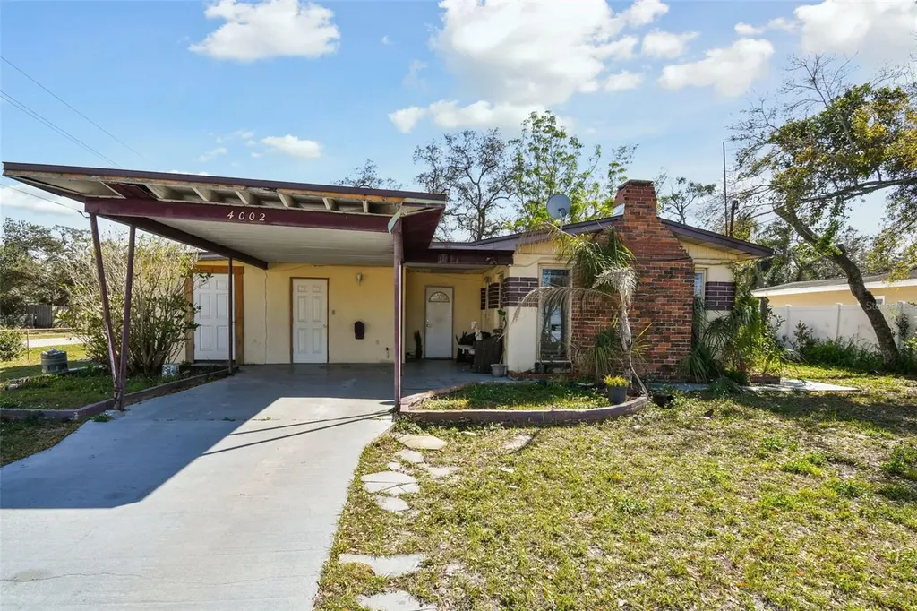 4002 W Gray Street Tampa FL 33609