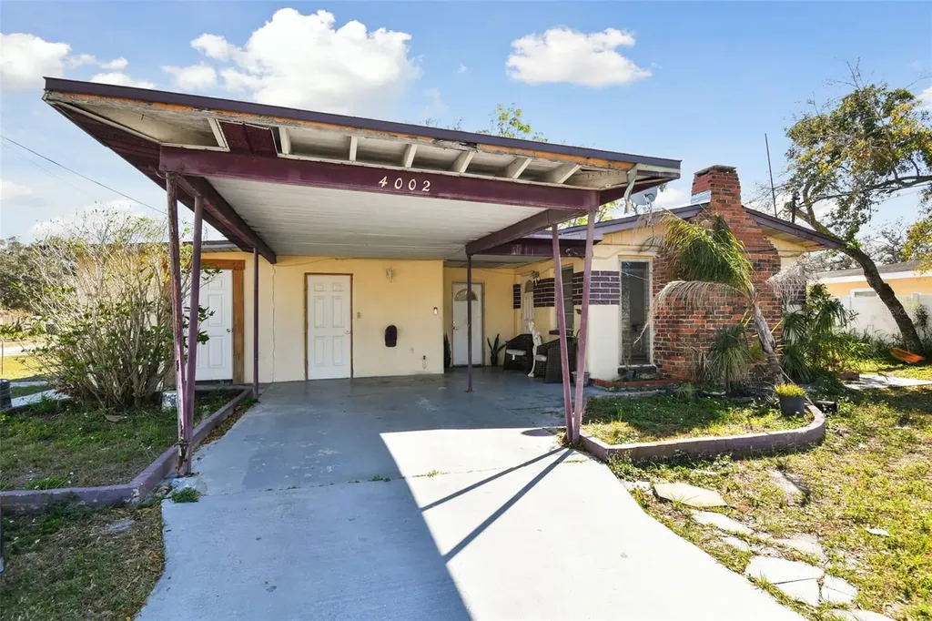 4002 W Gray Street Tampa FL 33609