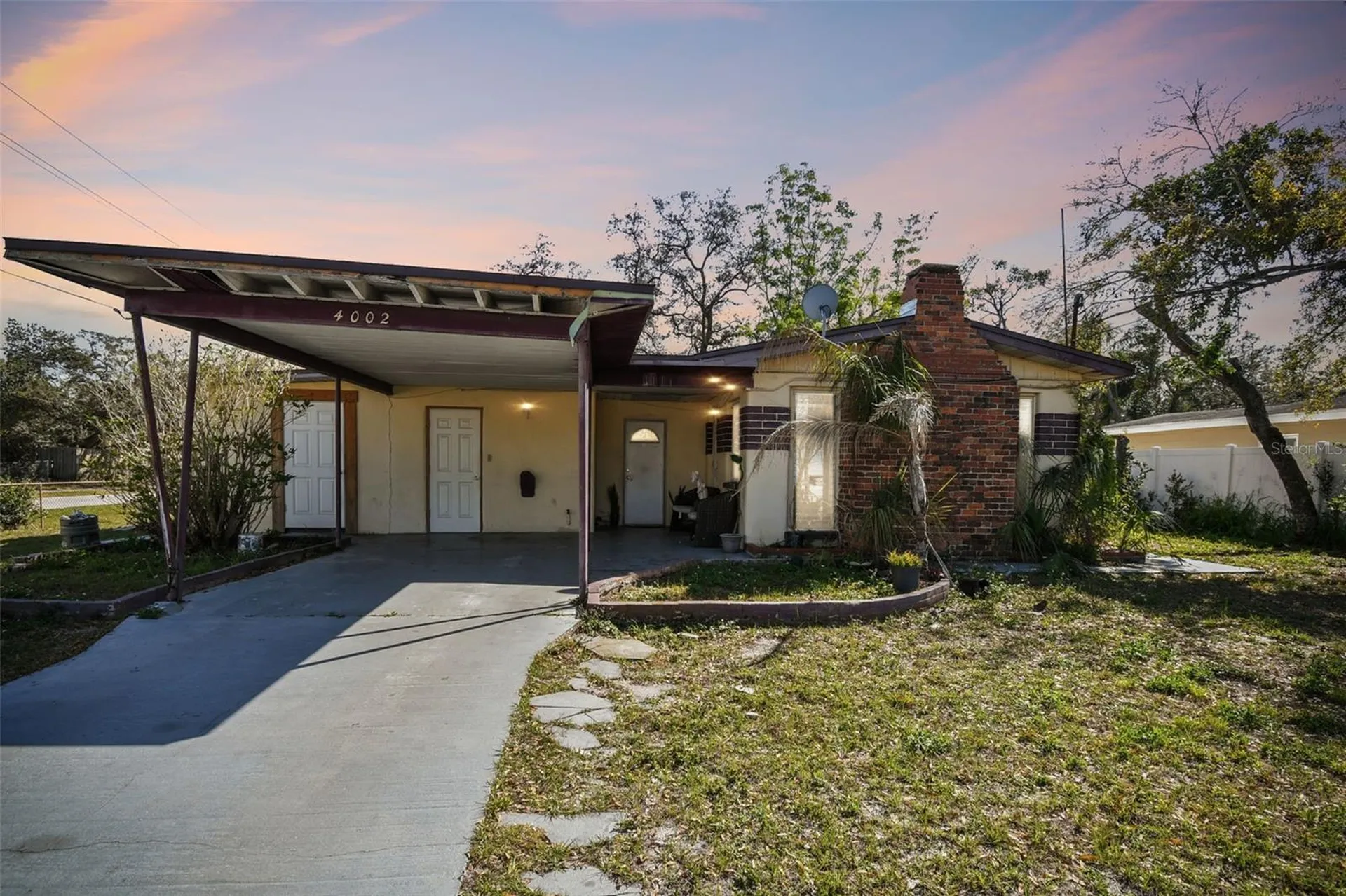 4002 W Gray Street Tampa FL 33609