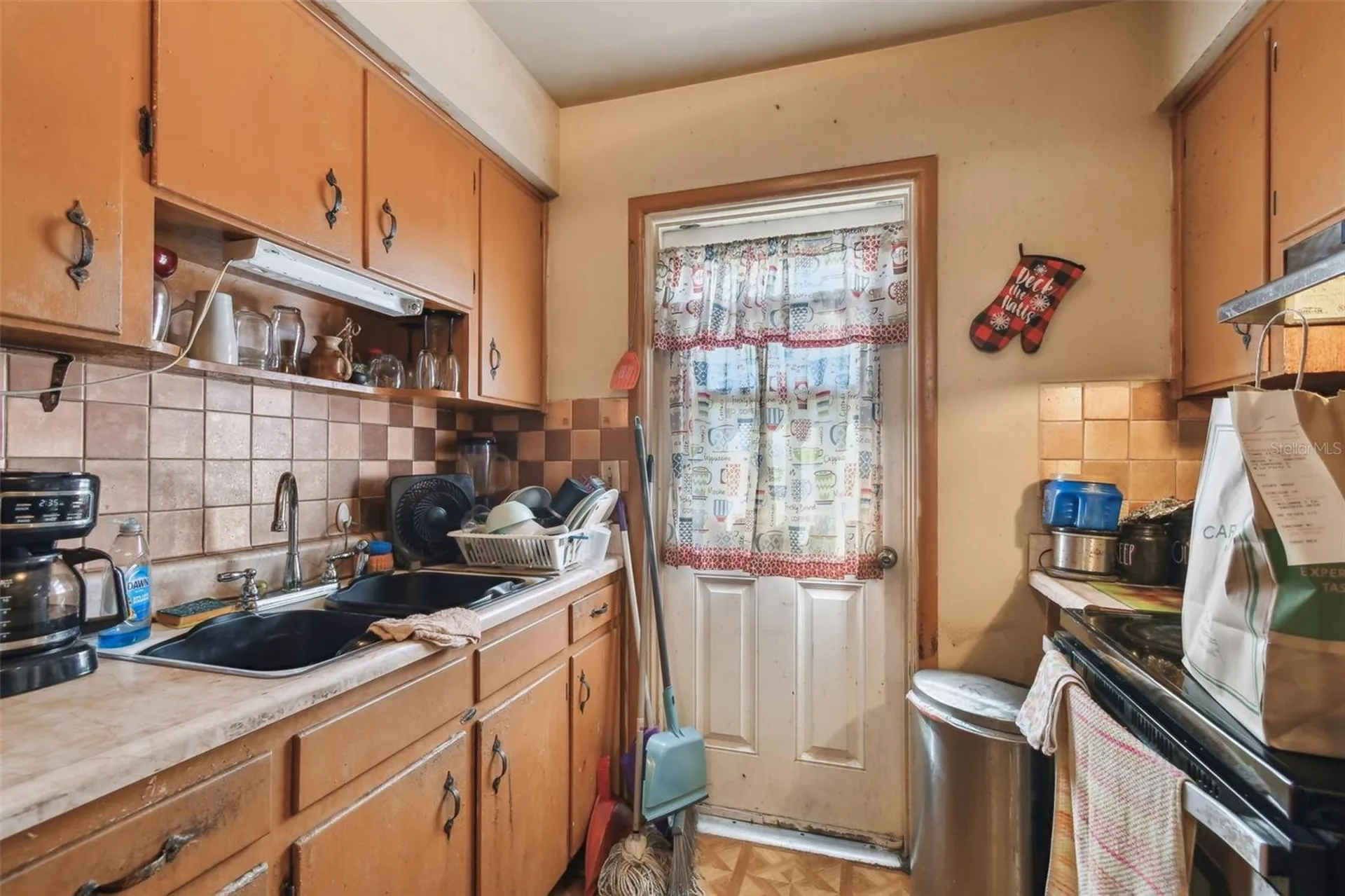 4002 W Gray Street Tampa FL 33609