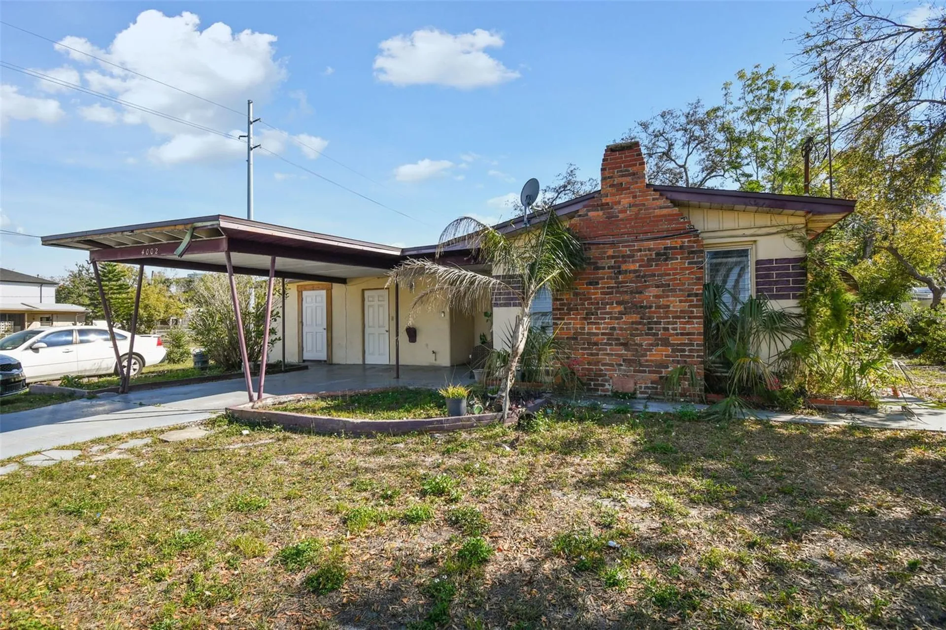 4002 W Gray Street Tampa FL 33609