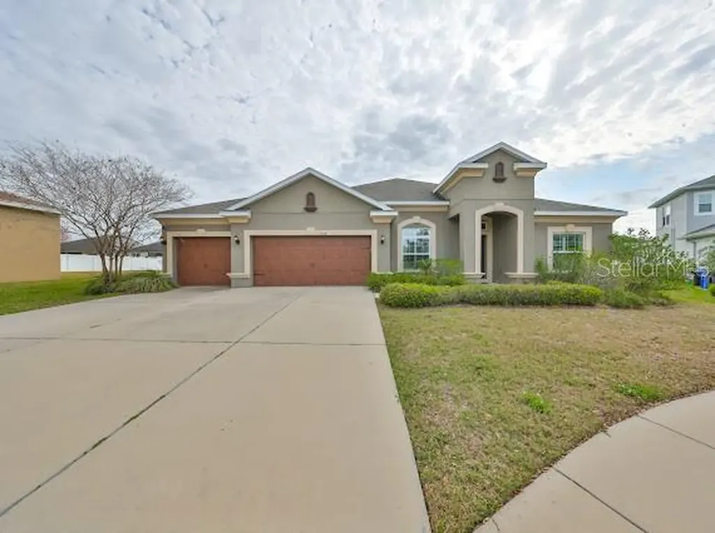 13908 Artesa Bell Drive Riverview FL 33579