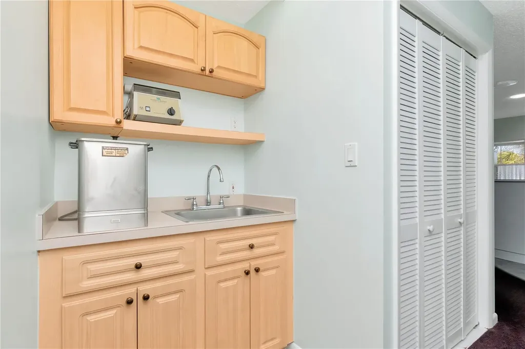 28960 Us Highway 19 N Clearwater FL 33761