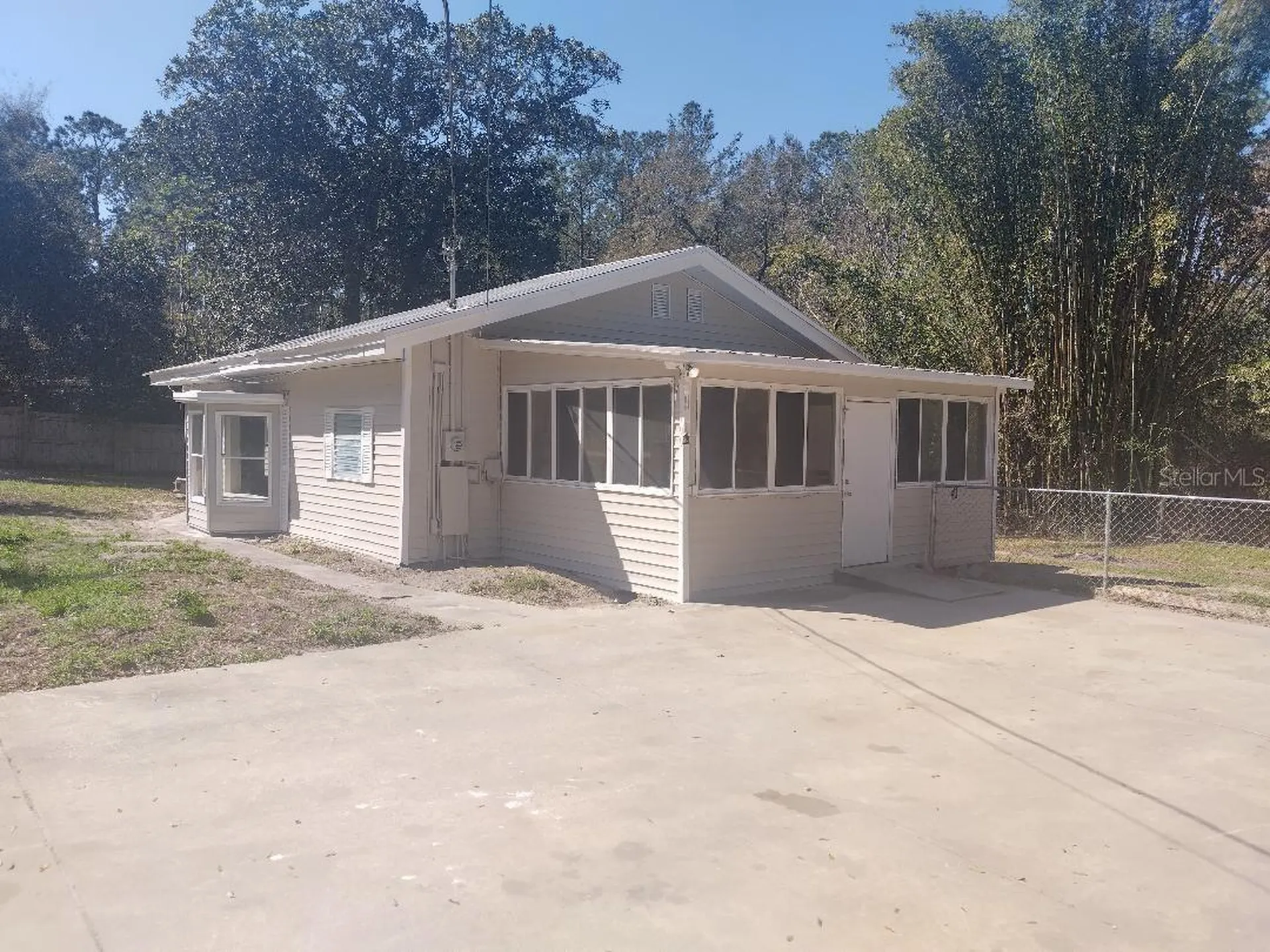 4700 SE 160th Court Ocklawaha FL 32179