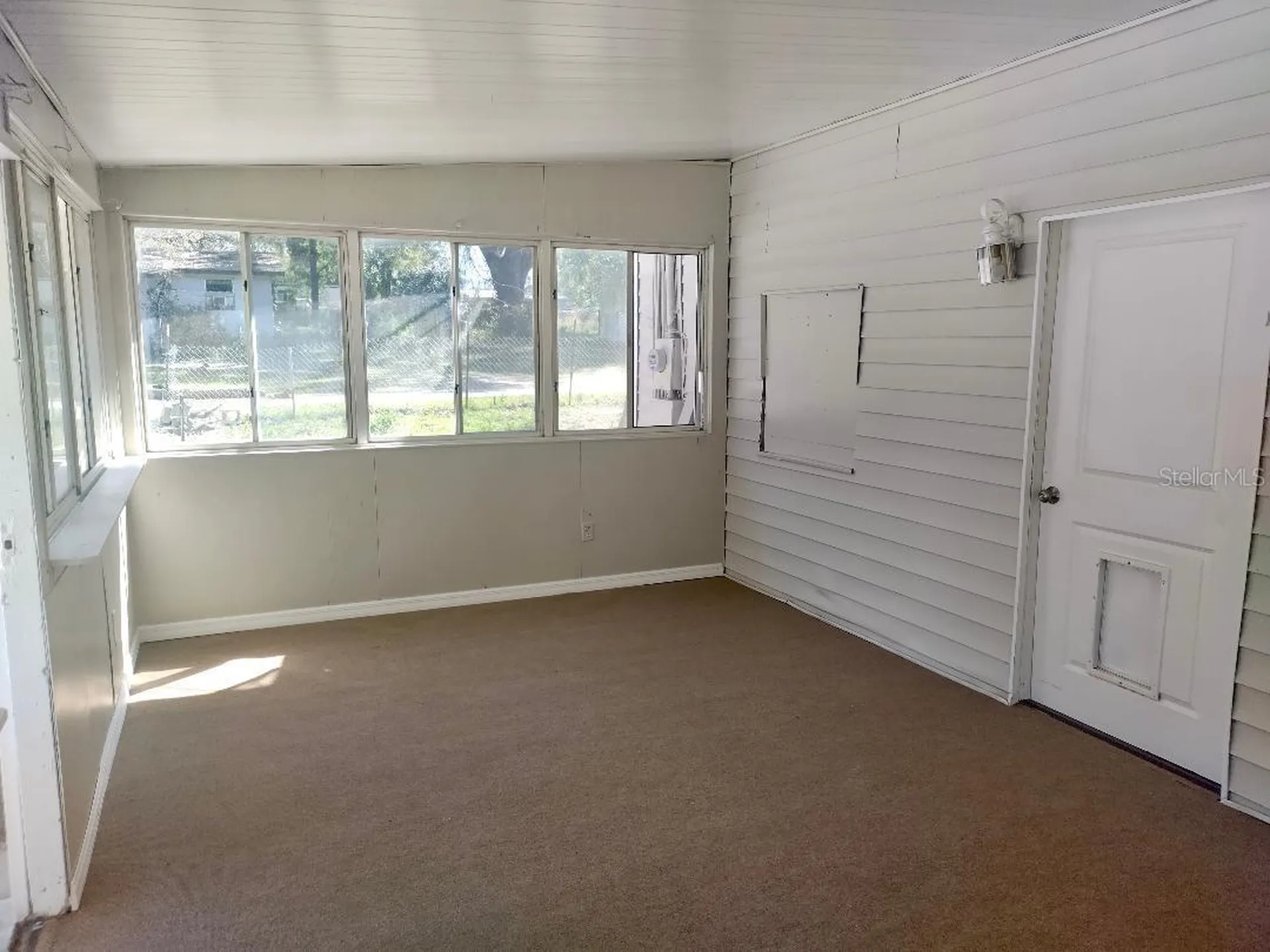 4700 SE 160th Court Ocklawaha FL 32179