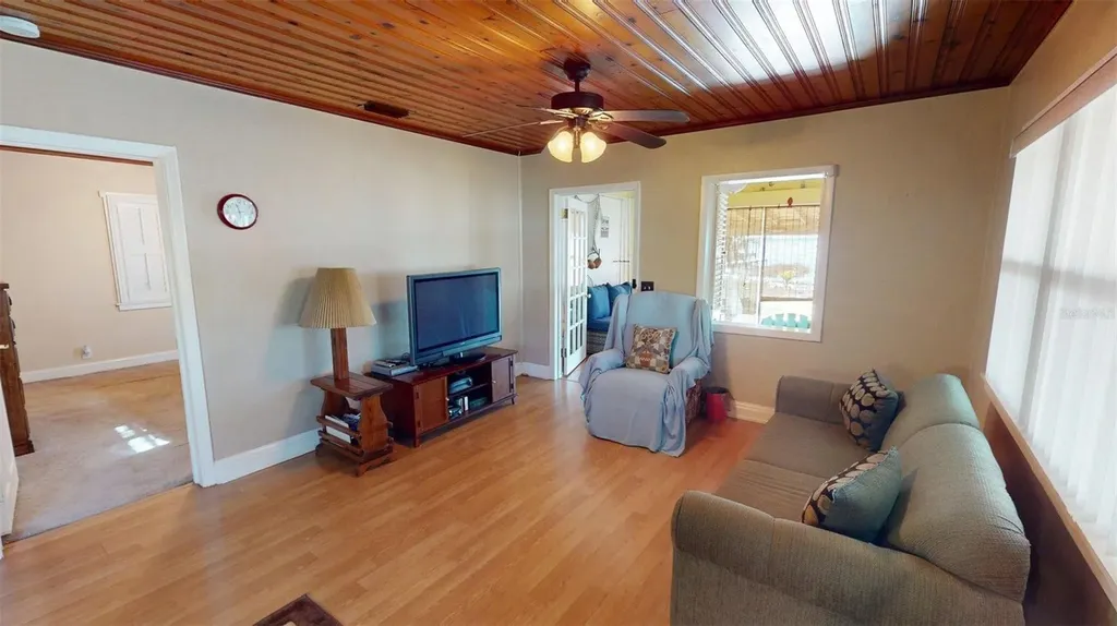 1405 N Lake Reedy Boulevard Frostproof FL 33843