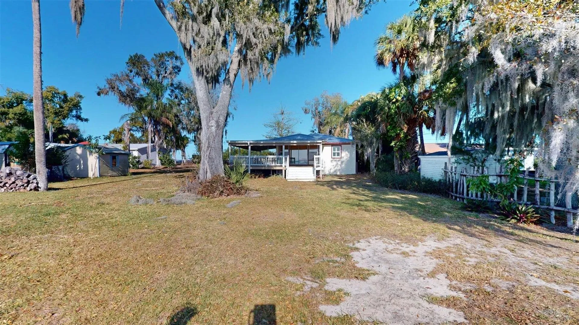 1405 N Lake Reedy Boulevard Frostproof FL 33843