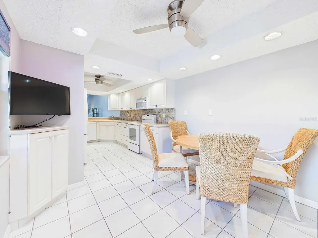 4534 La Jolla Drive Bradenton FL 34210