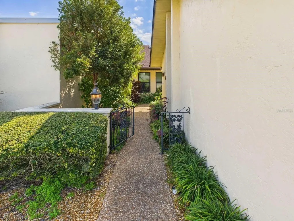 4534 La Jolla Drive Bradenton FL 34210