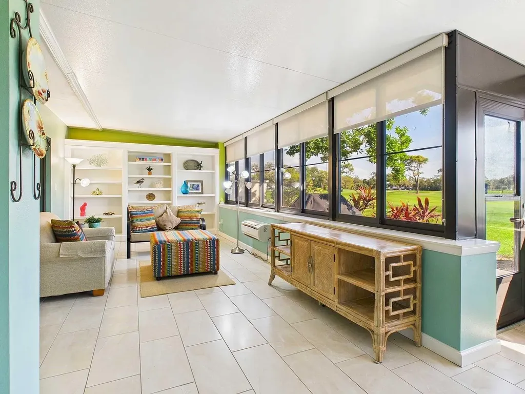 4534 La Jolla Drive Bradenton FL 34210