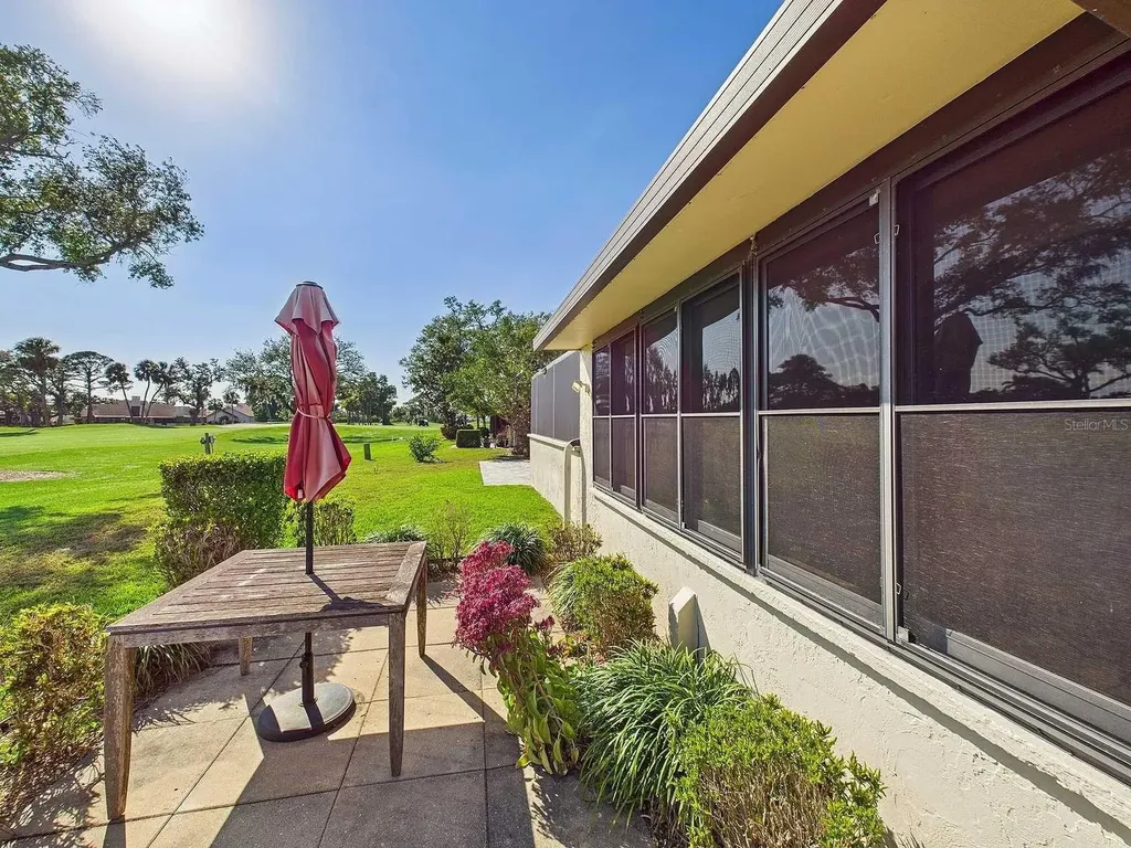 4534 La Jolla Drive Bradenton FL 34210