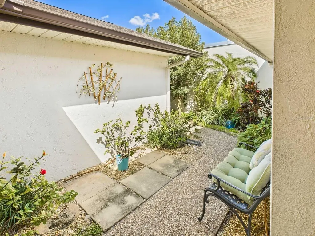 4534 La Jolla Drive Bradenton FL 34210