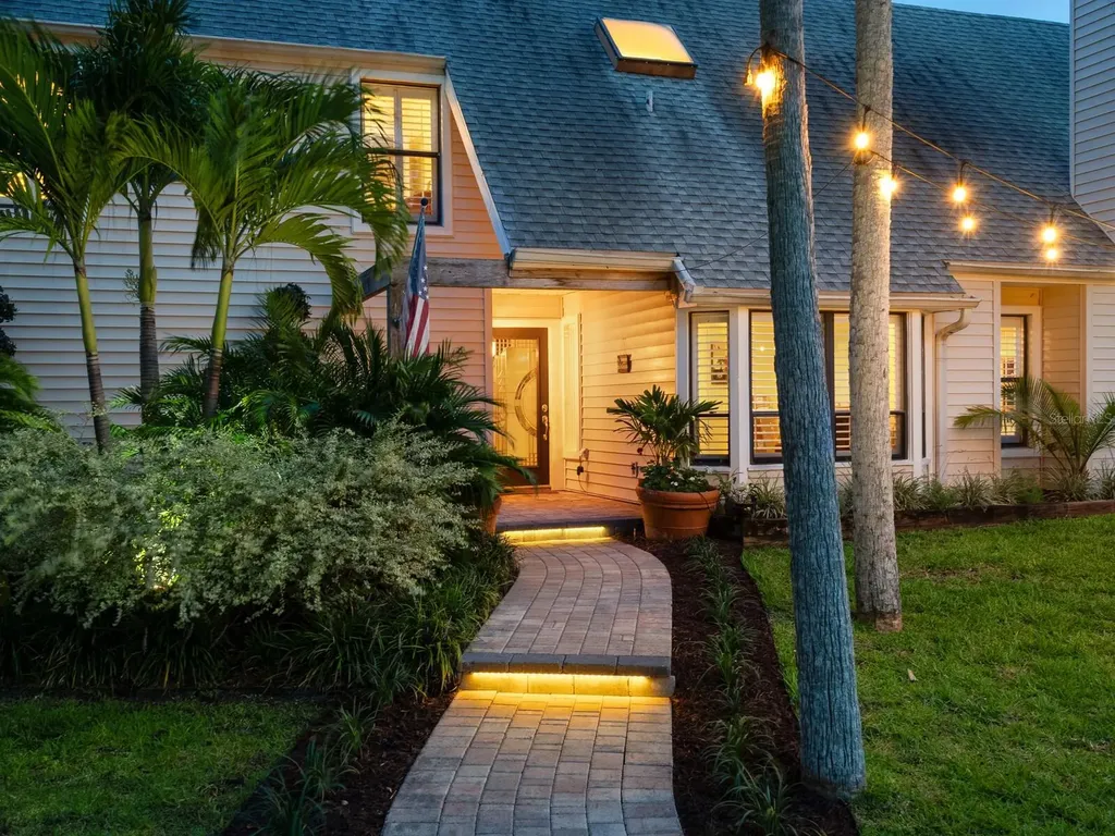 3648 Beneva Oaks Boulevard Sarasota FL 34238