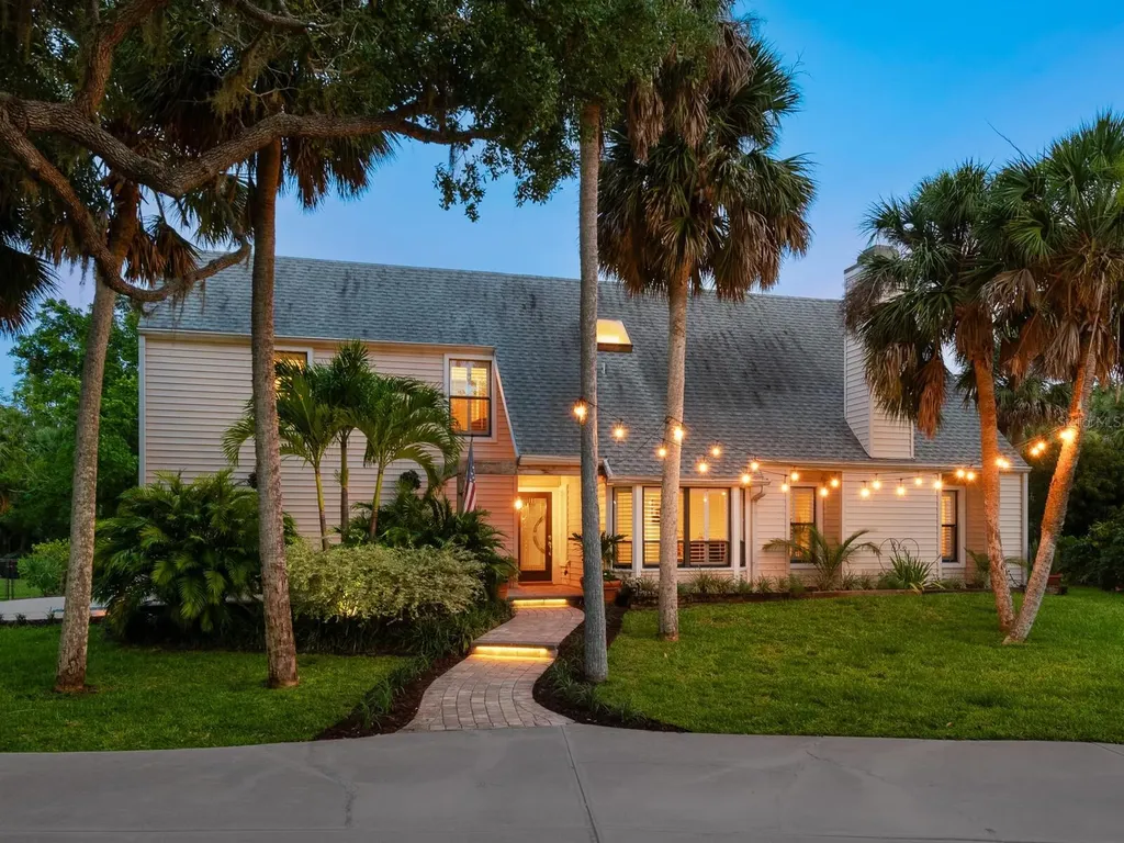 3648 Beneva Oaks Boulevard Sarasota FL 34238