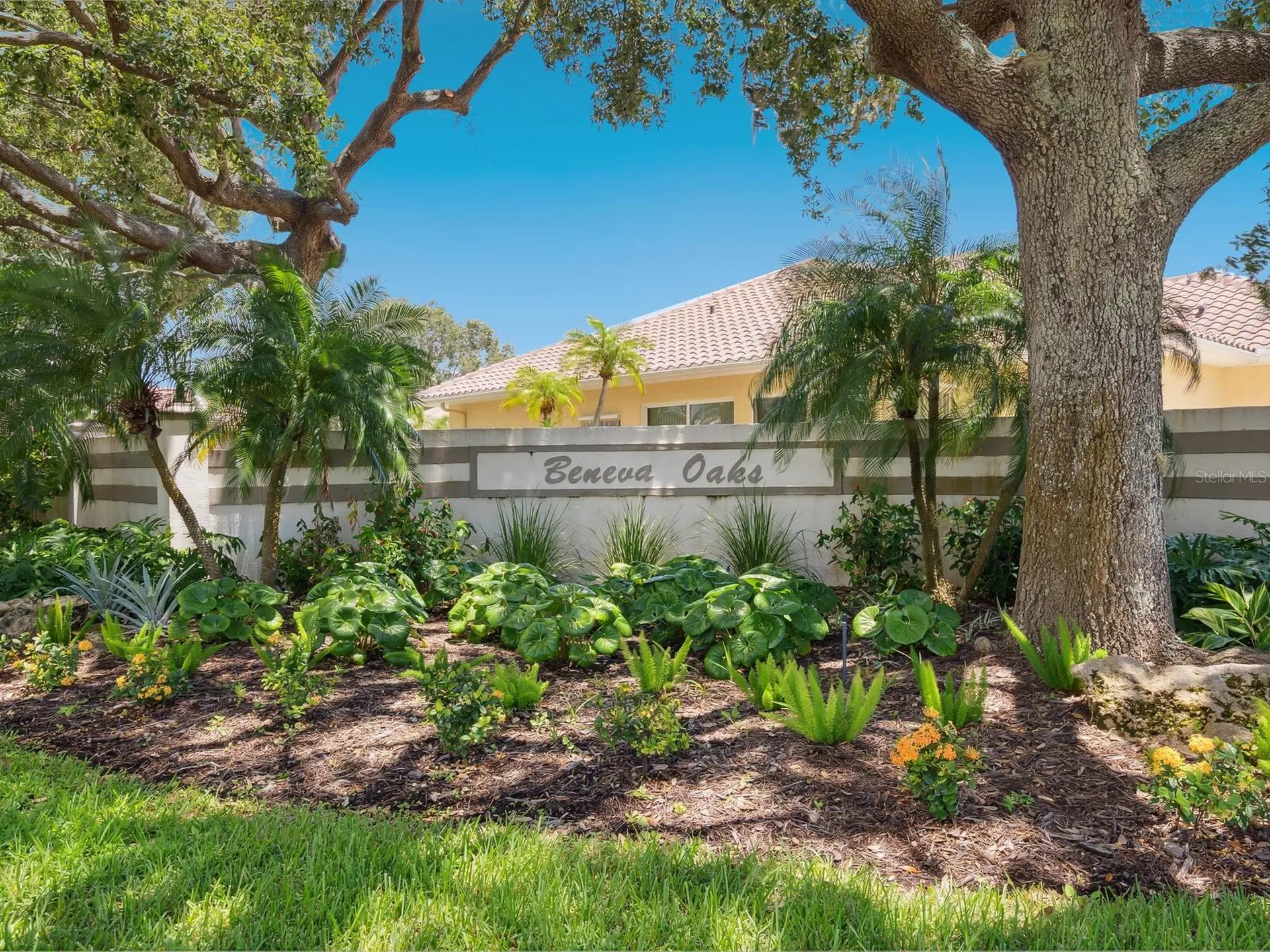 3648 Beneva Oaks Boulevard Sarasota FL 34238