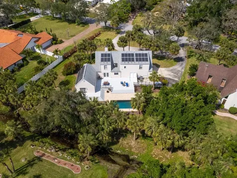 3648 Beneva Oaks Boulevard Sarasota FL 34238