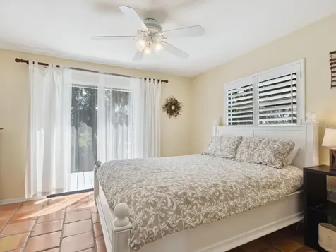 3648 Beneva Oaks Boulevard Sarasota FL 34238