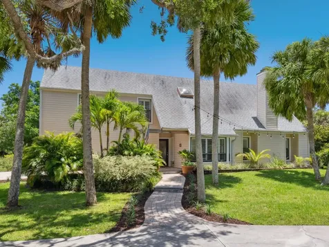 3648 Beneva Oaks Boulevard Sarasota FL 34238