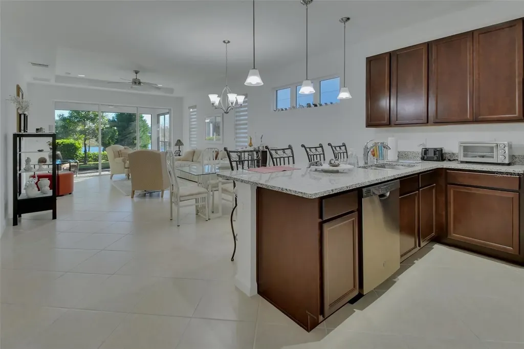 1079 Lincolnshire Drive Deland FL 32724