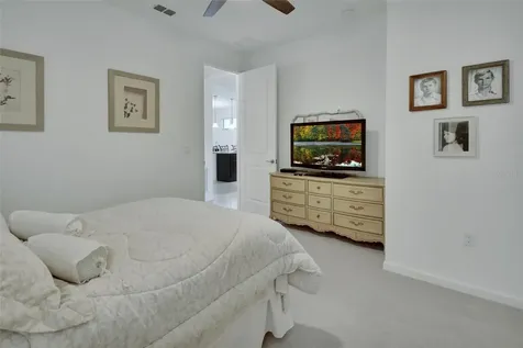 1079 Lincolnshire Drive Deland FL 32724
