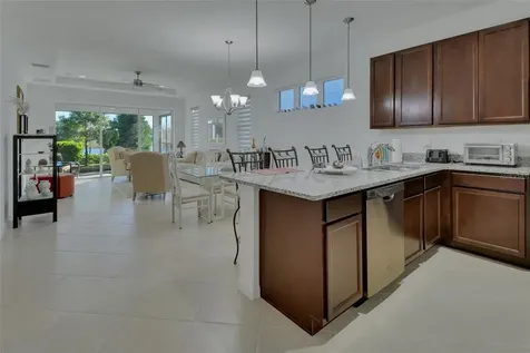 1079 Lincolnshire Drive Deland FL 32724