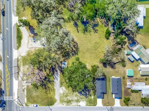 82 S Market Boulevard Webster FL 33597