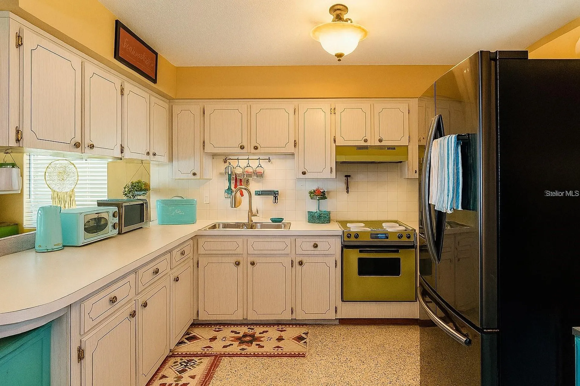 4976 12th Avenue N St Petersburg FL 33710