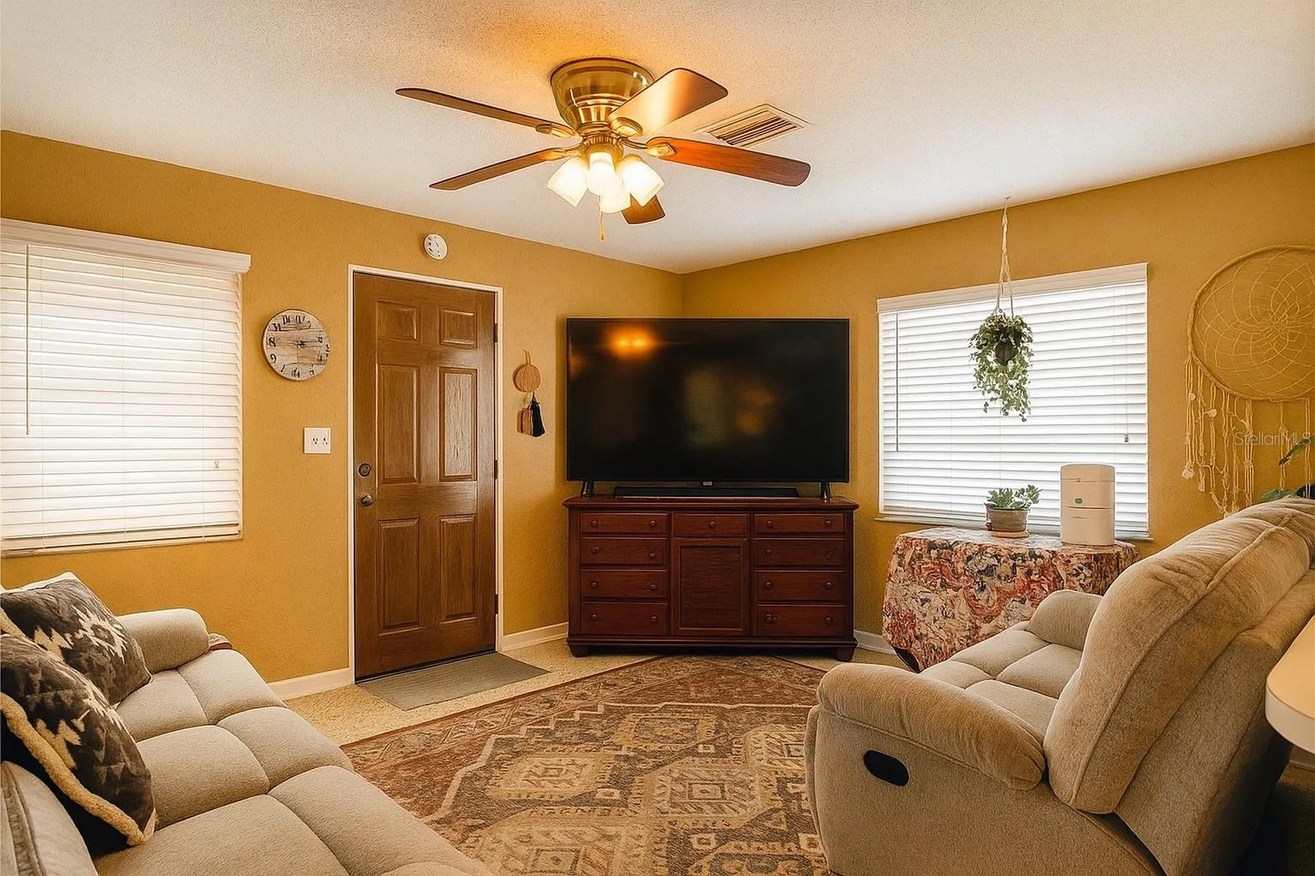 4976 12th Avenue N St Petersburg FL 33710