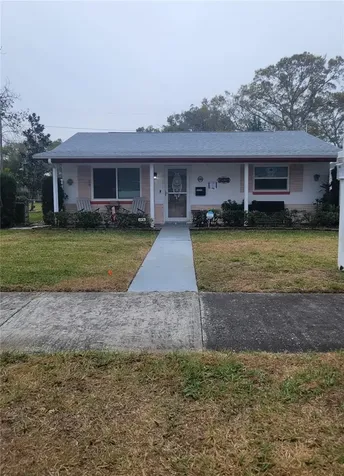 4976 12th Avenue N St Petersburg FL 33710