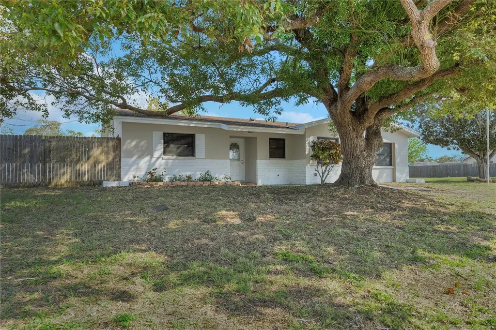 6901 298th Avenue N Clearwater FL 33761