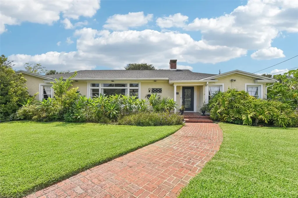 12 Foster Drive Daytona Beach FL 32118