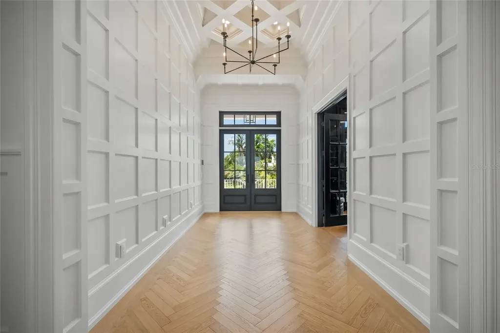 612 Juan Anasco Drive Longboat Key FL 34228