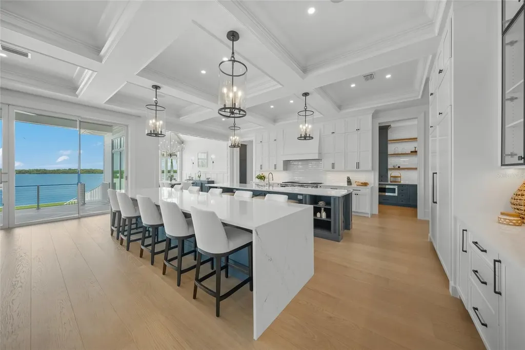 612 Juan Anasco Drive Longboat Key FL 34228