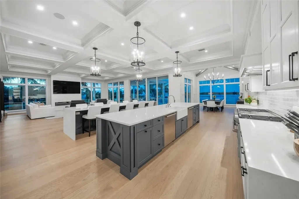 612 Juan Anasco Drive Longboat Key FL 34228