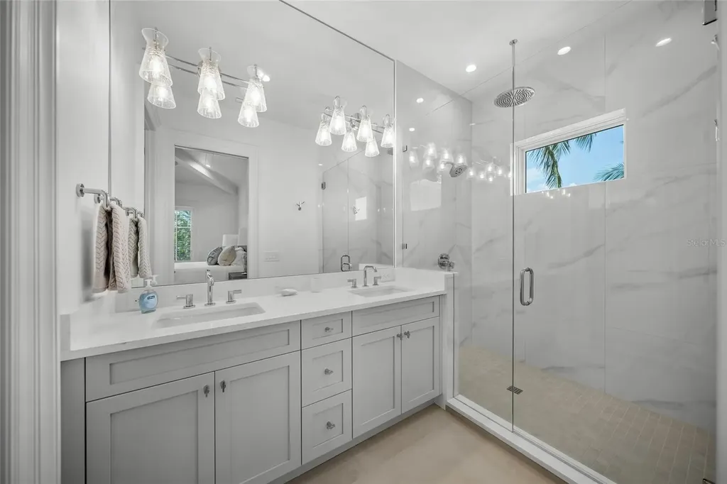 612 Juan Anasco Drive Longboat Key FL 34228
