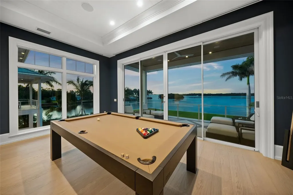 612 Juan Anasco Drive Longboat Key FL 34228