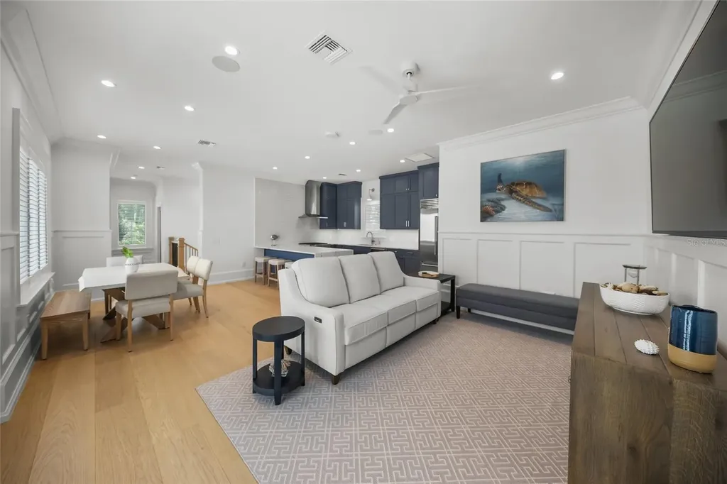 612 Juan Anasco Drive Longboat Key FL 34228