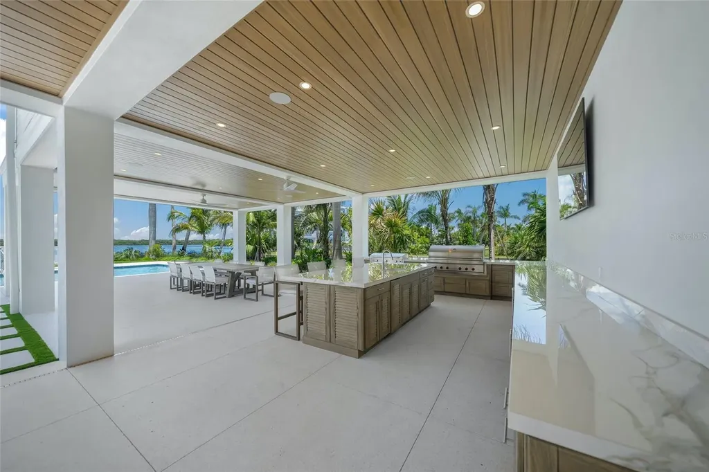 612 Juan Anasco Drive Longboat Key FL 34228