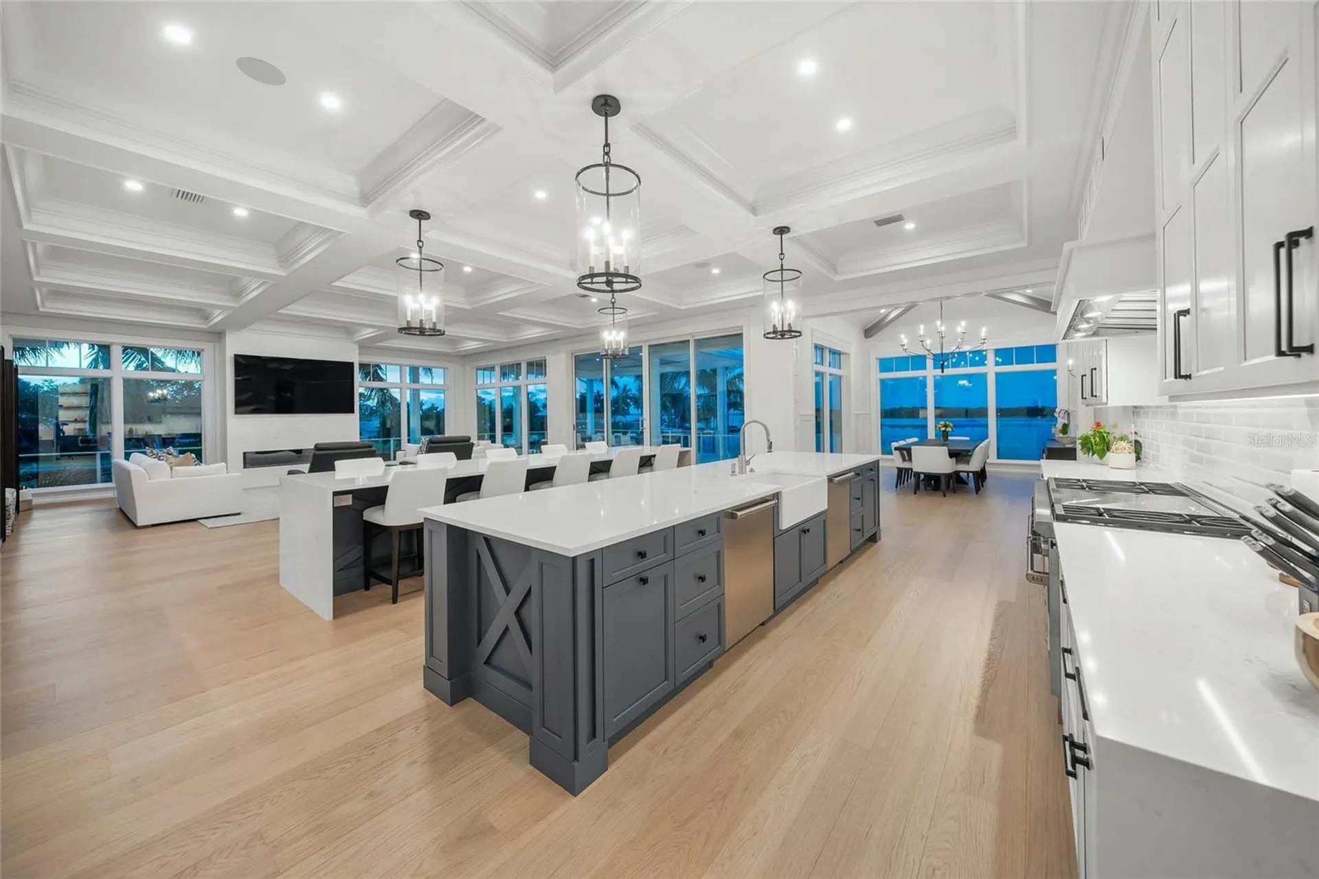612 Juan Anasco Drive Longboat Key FL 34228