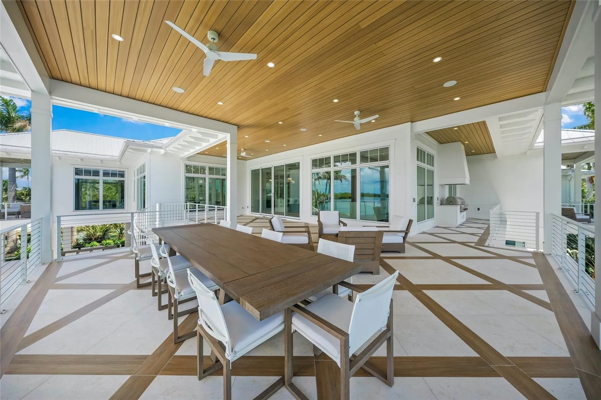 612 Juan Anasco Drive Longboat Key FL 34228